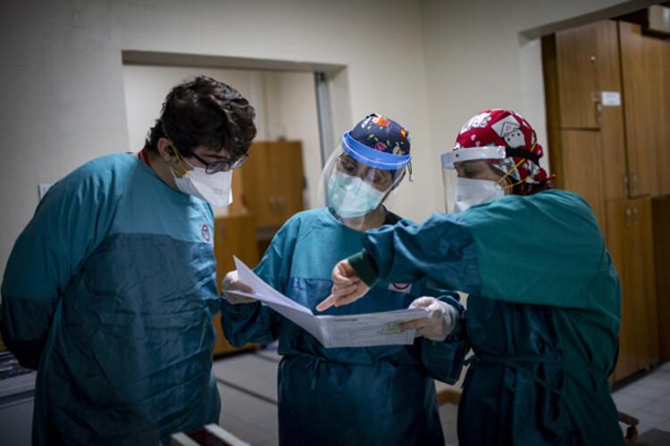 Bakanlık koronavirüs vakaları bölge bölge açıkladı! İstanbul'a fark atan yer bakın neresi - Resim: 2