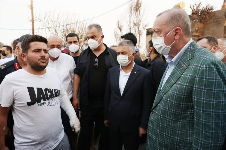 Cumhurbaşkanı Erdoğan, yangından etkilenen vatandaşlarla sohbet etti - Resim: 4
