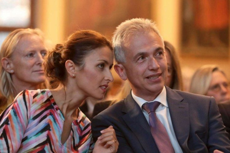 Almanya'da belediyeye 'Türk Gelin' baskını! Frankfurt Belediye Başkanı'nın eşi Zübeyde Almanya'yı salladı - Resim: 4