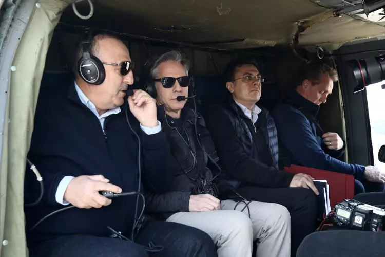 Bakan Çavuşoğlu ile ABD Dışişleri Bakanı Blinken deprem bölgesinde! - Resim: 4