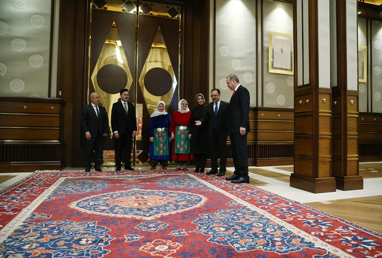 Erdoğan'a Uşak'tan sürpriz hediye! - Resim: 2