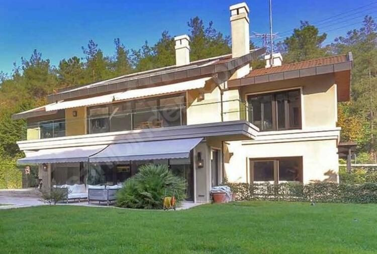 6 odalı 2 salonlu ultra lüks villasını satamadı! Ajda Pekkan fiyatta büyük indirim yaptı - Resim: 4