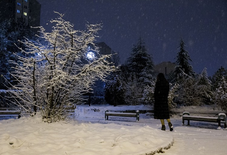 Ankara'ya beklenen kar geldi - Resim: 2