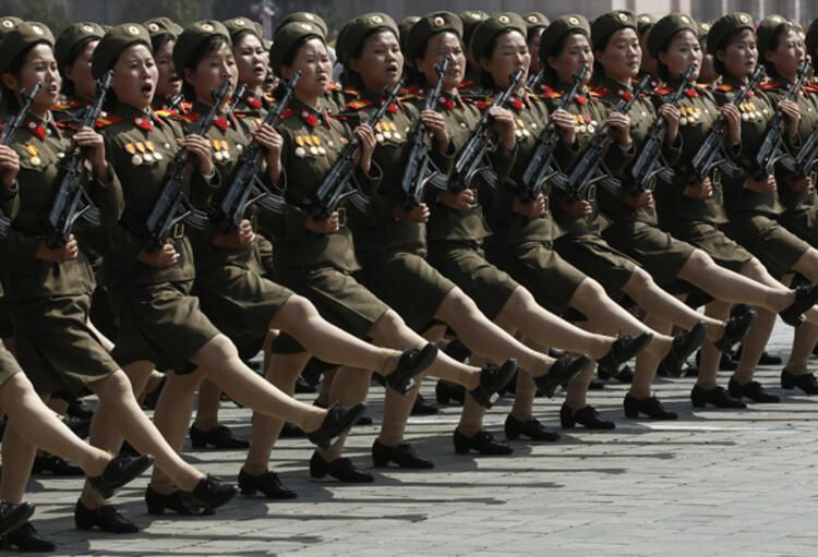 Kuzey Kore tarihin en büyüğü başladı! Dünya saniye saniye izliyor - Resim: 3