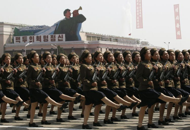 Kuzey Kore tarihin en büyüğü başladı! Dünya saniye saniye izliyor - Resim: 4
