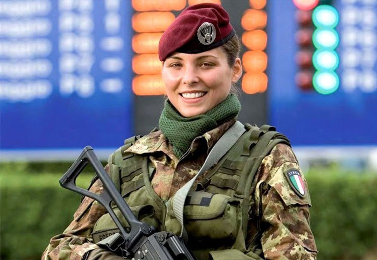 Hangi ülkenin ordusu kime bağlı? Askerlik zorunlu mu?  - Resim: 4