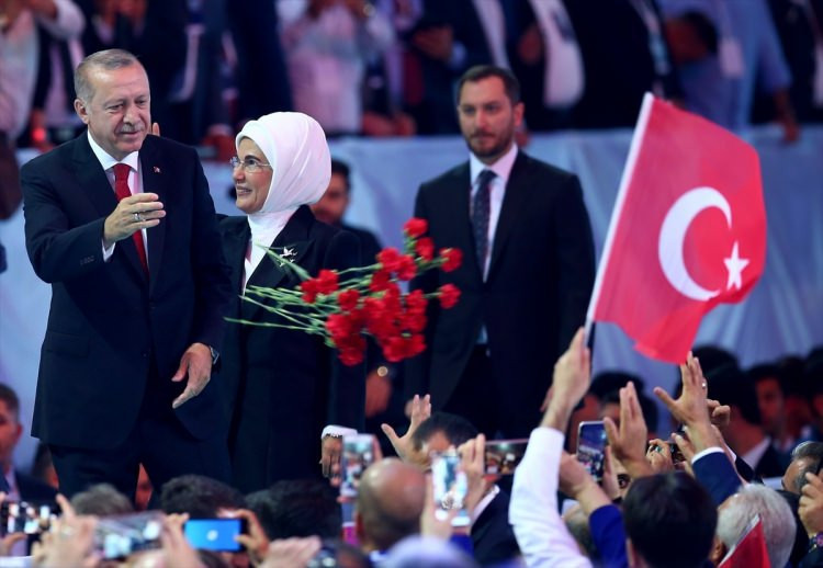 Ak Parti kongresine katılan sürpriz isimler! - Resim: 2