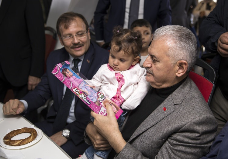 Başbakan Yıldırım, Yalova'dan İstanbul'a feribotla yolculuk yaptı - Resim: 2