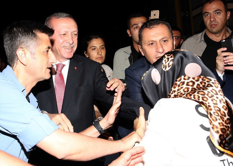 Cumhurbaşkanı vatandaşlarla bir araya geldi - Resim: 1