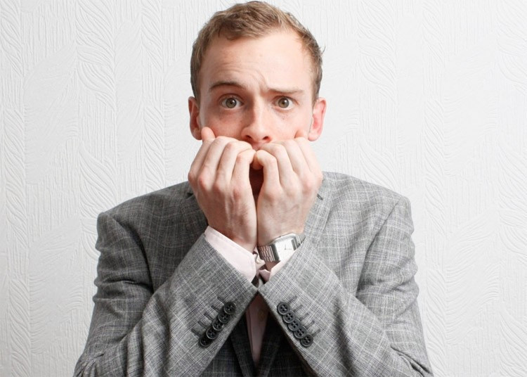 Yalan söyleyeni nasıl anlarsınız? İşte 7 işaret! - Resim: 2