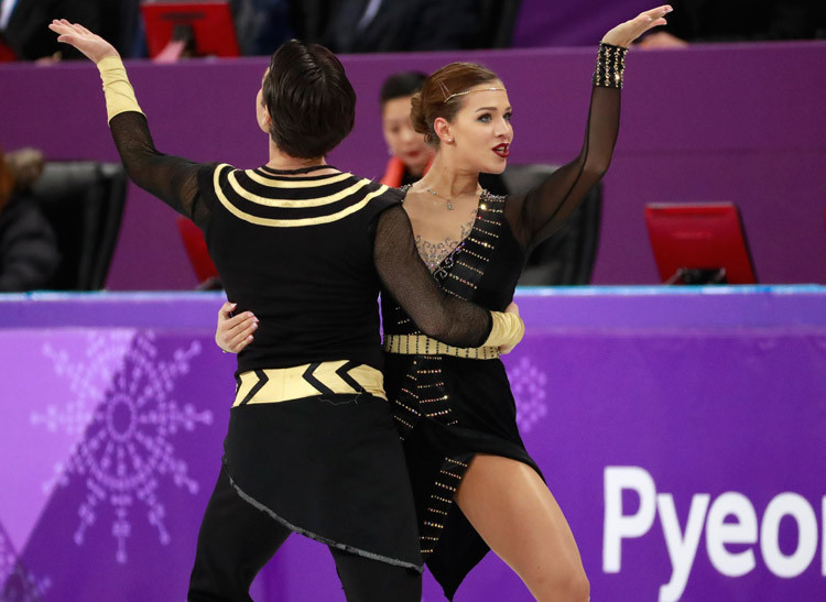 Türk çiftin kıyafeti Olimpiyatı solladı! Reuters'in haberine bakın - Resim: 1