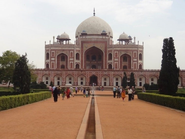 Kraliçe Elizabeth'in büyük sırrı ifşa oldu çalıntıymış! - Resim: 3