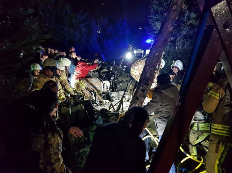 İstanbul'da askeri helikopter düştü: 4 askerimiz şehit oldu - Resim: 3