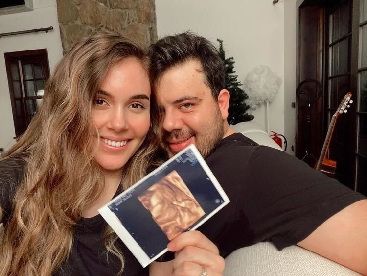 İkinci kez anne olan Berfu Yenenler oğlu Mete'yi ilk kez paylaştı! 'Evde 3 Eser olacak' - Resim: 1