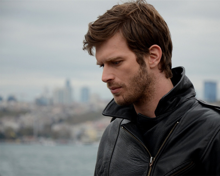 Kıvanç Tatlıtuğ'dan yeni sinema filmi - Resim: 2