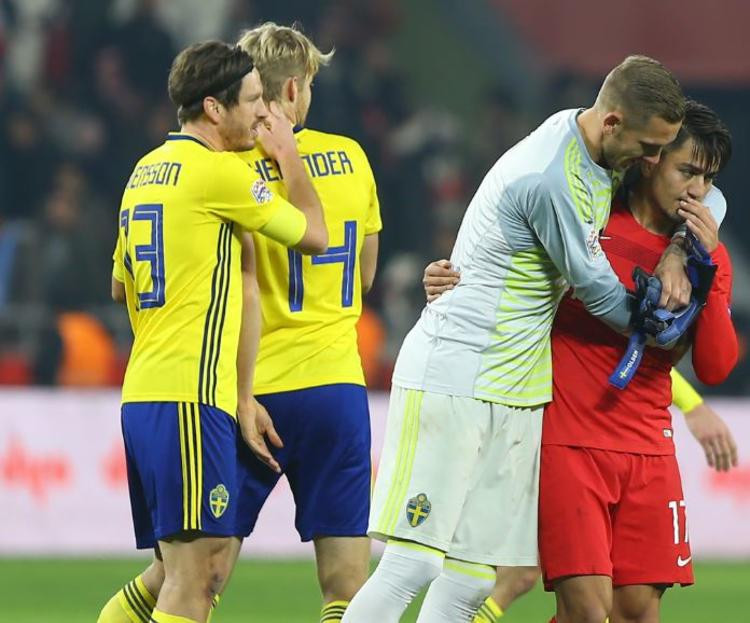 Milli Takım maçında skandal olay! İsveçlilere 2 penaltı sözü! - Resim: 4