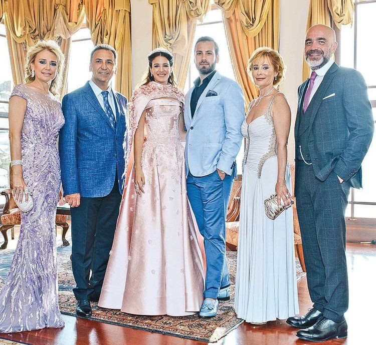 Ünlü işadamı Ahmet Uras'ı otele kapatıp 2 milyon lirasını dolandırdılar! Polise selam ver... - Resim: 1