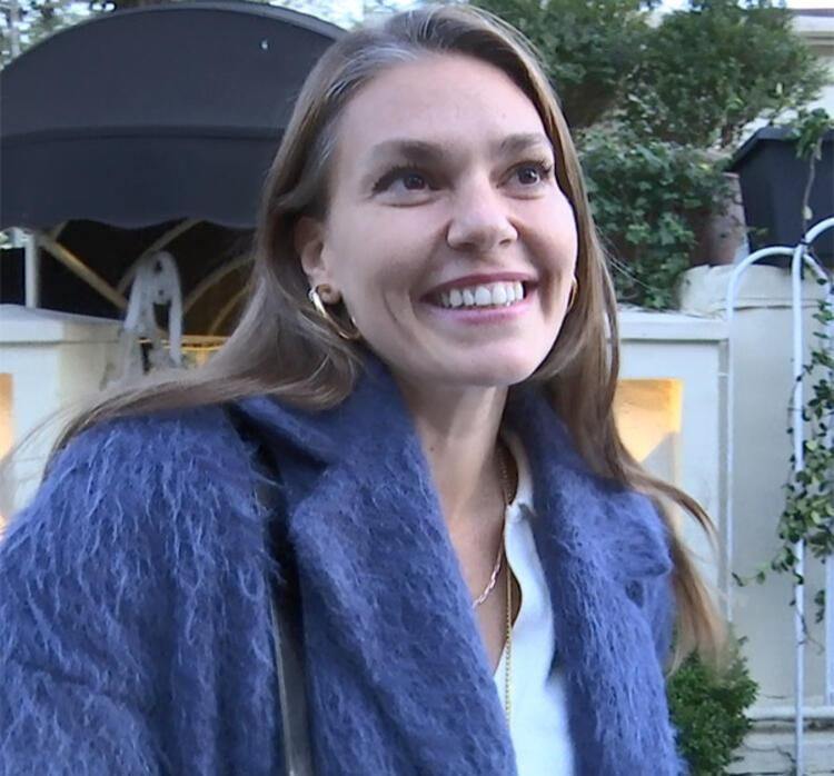 Asli Enver'in lüks aracının fiyatı dudak uçuklatıyor! - Resim: 4