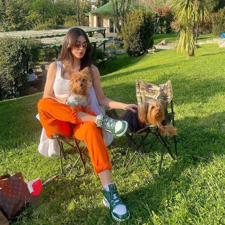 Burcu Kıratlı geçmişi geçmişte bıraktı! Sinan Akçıl için bakın ne dedi.. - Resim: 3