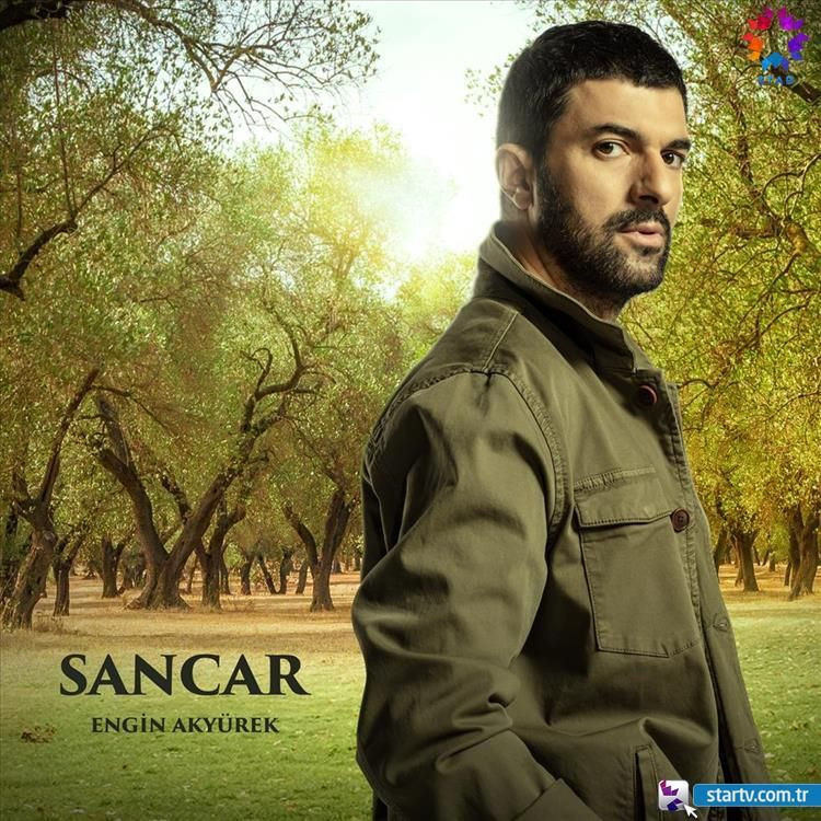 Sefirin Kızı'nın başrolü Engin Akyürek ısrarlara dayanamadı binler akın etti - Resim: 4