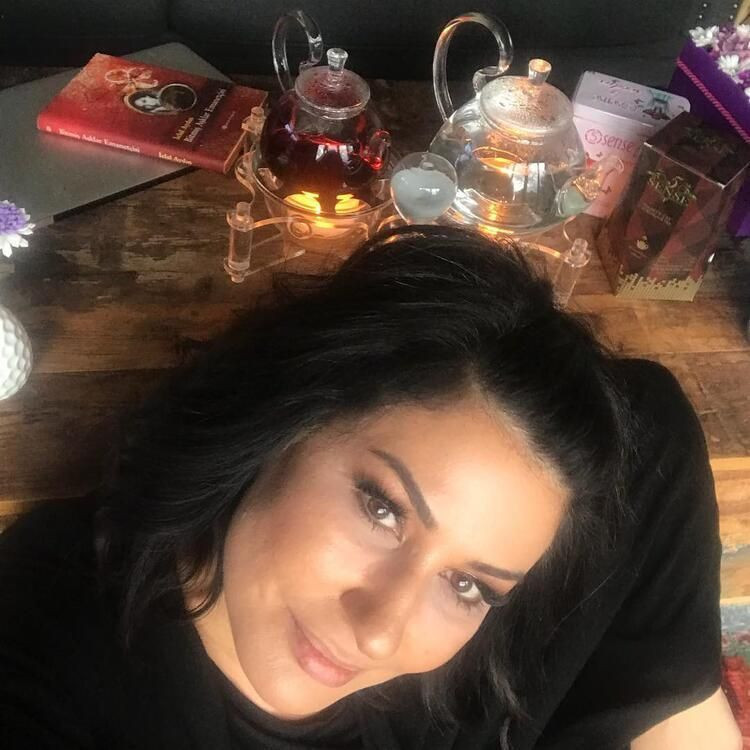 İclal Aydın'ın korku dolu anları! İt dalaşından köyün gençleri kurtardı - Resim: 1