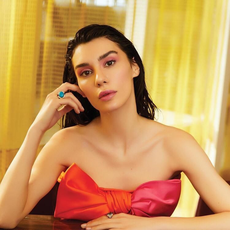 Burcu Kıratlı geçmişi geçmişte bıraktı! Sinan Akçıl için bakın ne dedi.. - Resim: 4