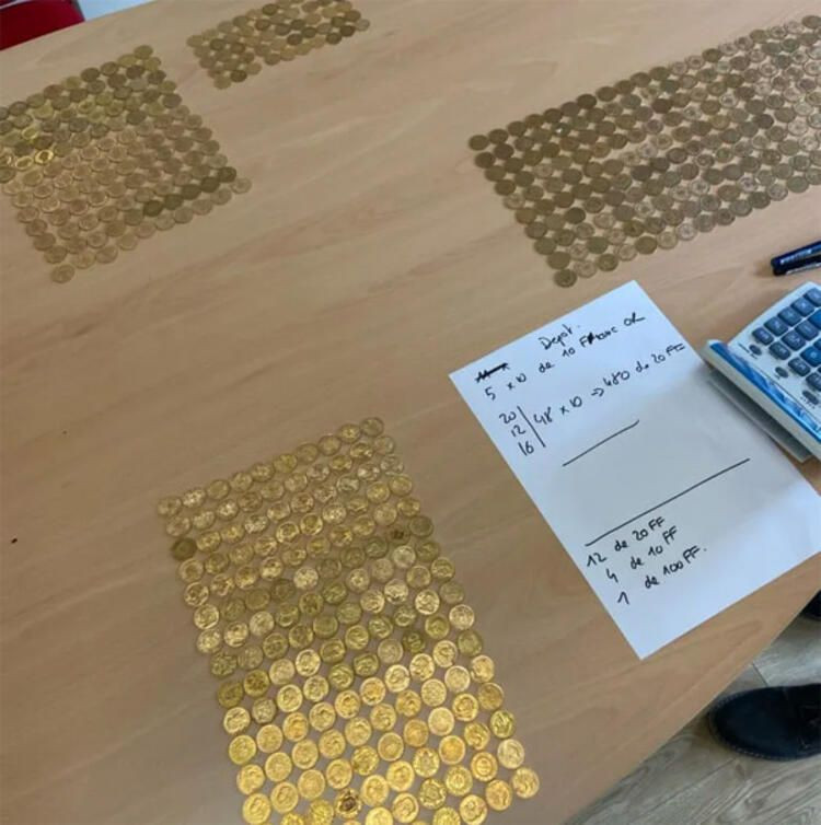 Eşyalarıyla satın aldıkları eski evden hazine çıktı! Reçel kavonozlarından altın fışkırdı - Resim: 3