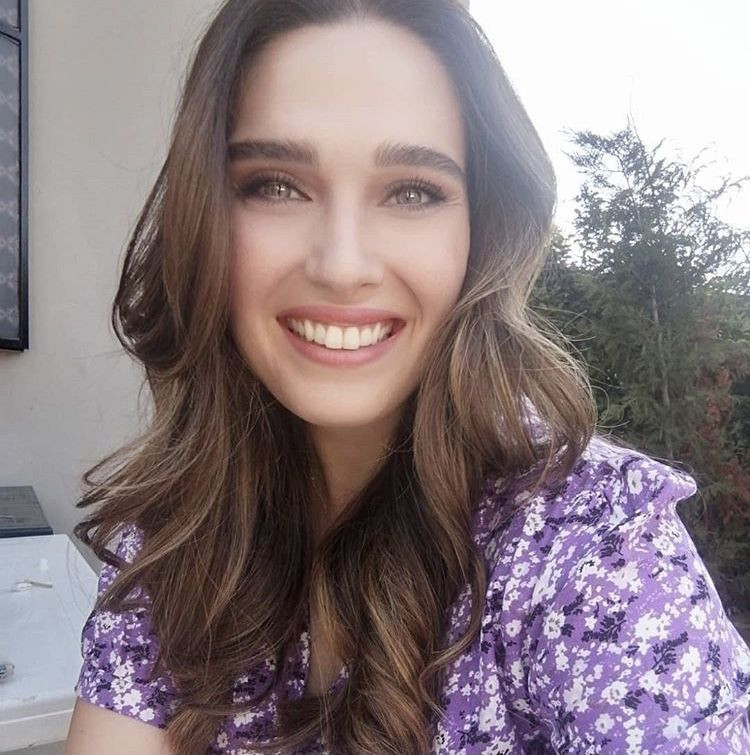 Bücür Cadı'nın Zeliş'i Merve Erdoğan Mert Carim ile nişanlandı değişimi şaşırttı - Resim: 2