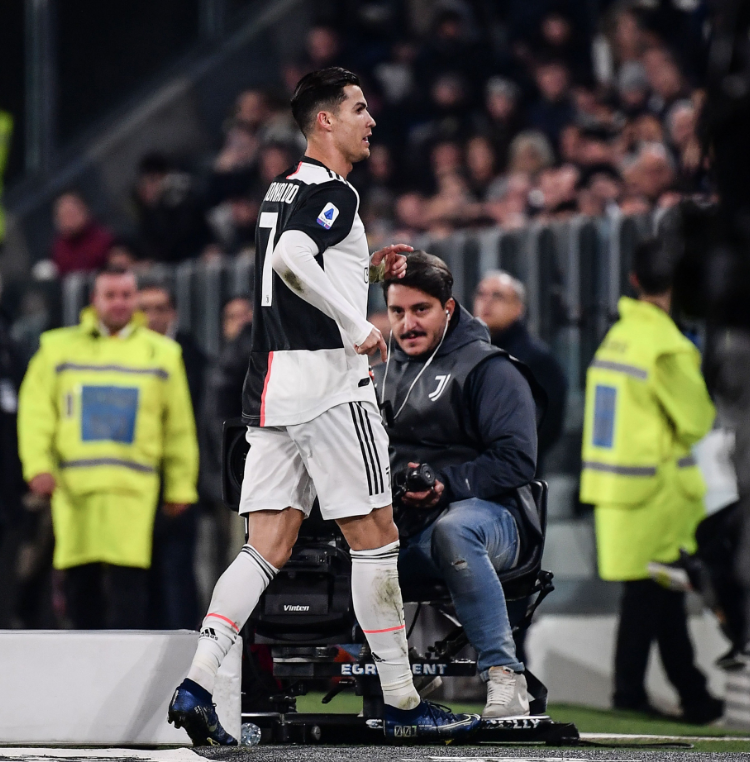 Ronaldo'ya Sarri şoku! Yüzüne bakmadan terk etti - Resim: 9