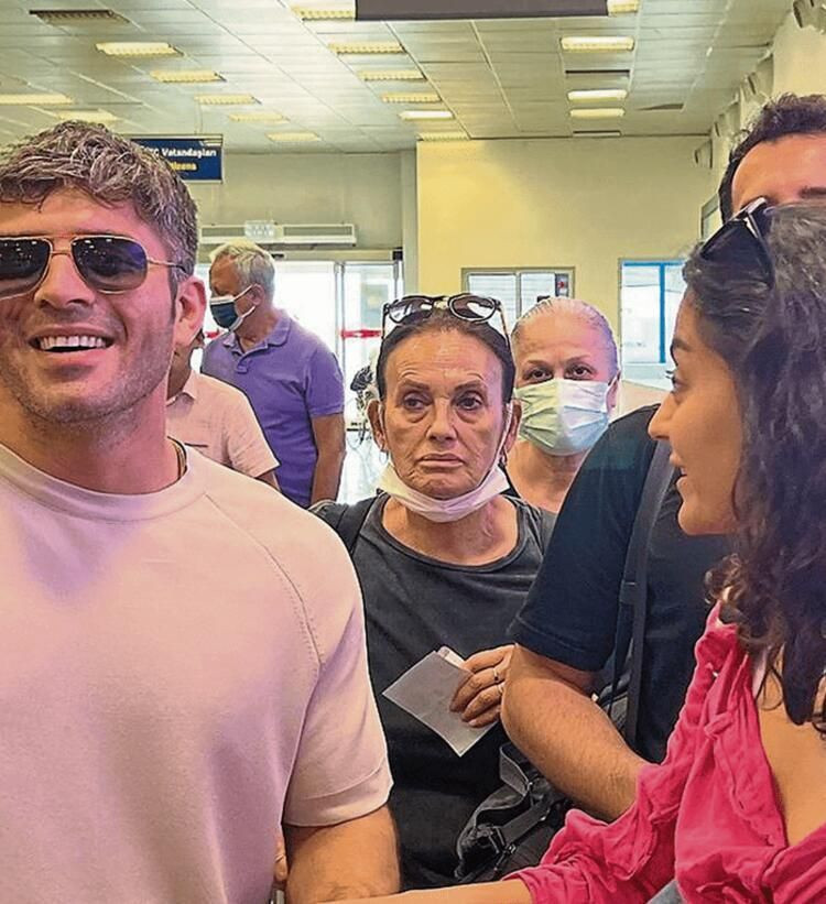 "Camdaki Kız" ekibi sezon finali öncesi tatile gitti! Ortaya renkli görüntüler çıktı - Resim: 4