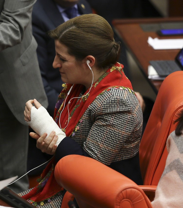 TBMM'de 4 madde daha kabul edildi - Resim: 4