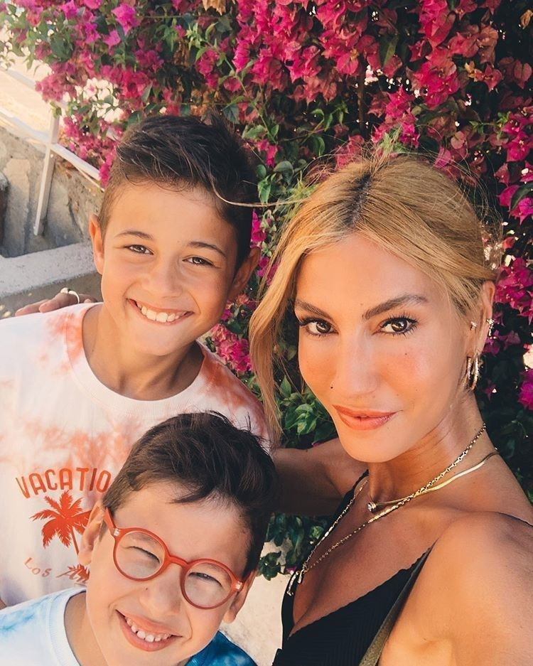 Çağla Şıkel'den samimi açıklamalar bakın artık neden bikini giymiyor - Resim: 1