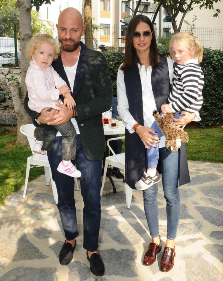 Yasemin Özilhan'ın pizza paylaşımı olay oldu! 'Domuz eti mi o?' - Resim: 2