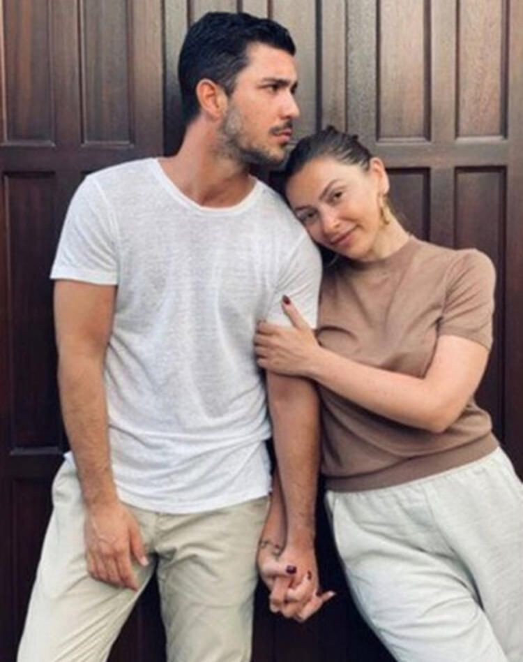 Hadise makyajsız halini sosyal medya hesabından paylaştı! Beğeni yağdı - Resim: 1