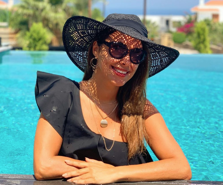 Zuhal Topal beğeni alıyor taytlı cesur spor pozu olay yarattı - Resim: 1