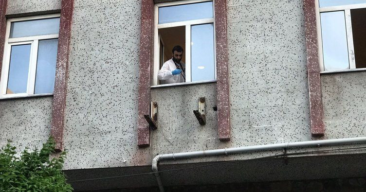 Kan donduran olay! Abisini öldürüp kardeşini çağırdı onu da öldürüp halıya sardı ve kaçtı - Resim: 1