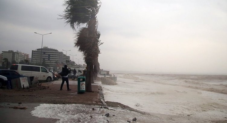 Meteoroloji'den uyarılar art arda geldi! Kuvvetli fırtına ve sağanak uyarısı - Resim: 2