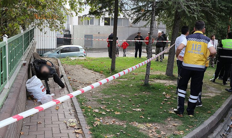 İki şişe kolonya içti olduğu yere yığıldı - Resim: 2