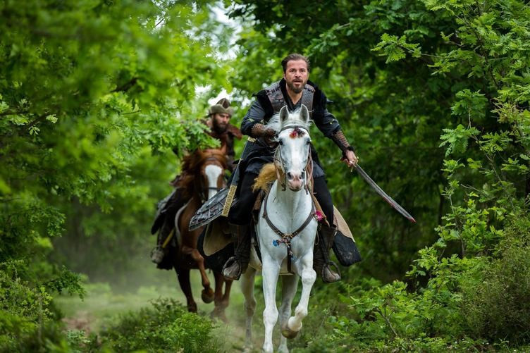 Diriliş Ertuğrul'dan şok üstüne şok! O da dizeden ayrılıyor - Resim: 1