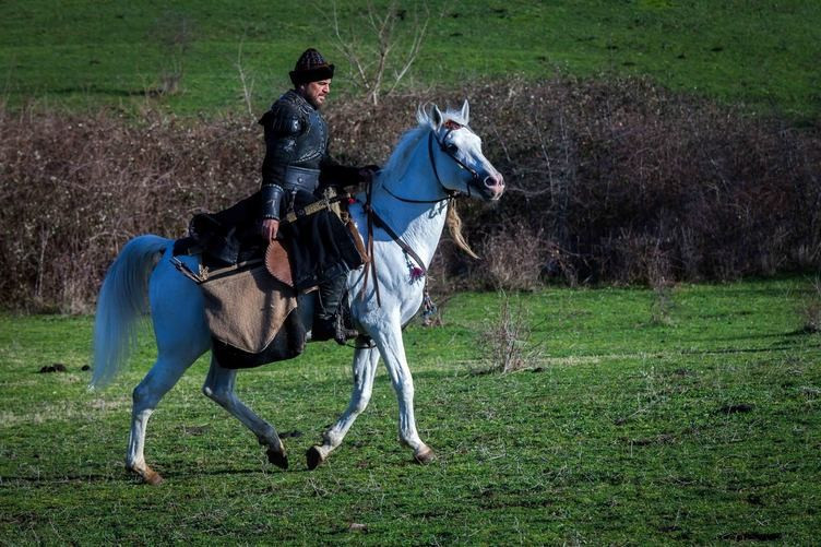 Diriliş Ertuğrul'dan şok üstüne şok! O da dizeden ayrılıyor - Resim: 2