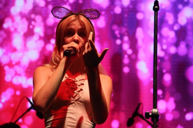 Aleyna Tilki konserinde vantilatör krizi! - Resim: 1