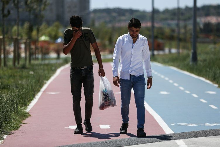 Küçükçekmece'de 'koku' isyanı! Vatandaşlar ve esnaf tepki gösterdi - Resim: 4