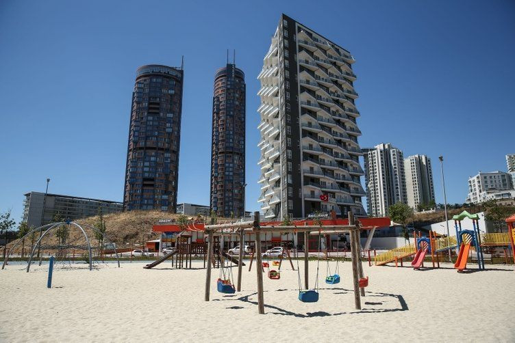 Küçükçekmece'de 'koku' isyanı! Vatandaşlar ve esnaf tepki gösterdi - Resim: 2