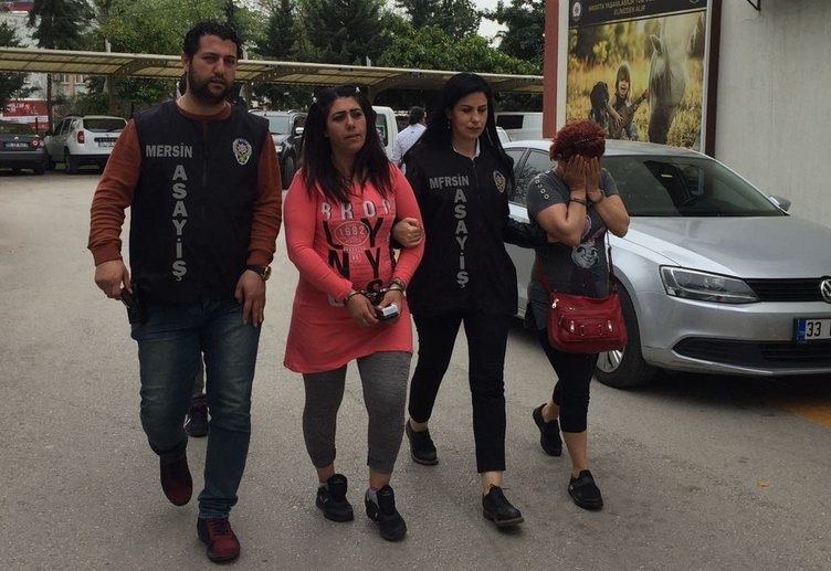 Araç içinde fuhuş yaparken basıldılar!  - Resim: 1