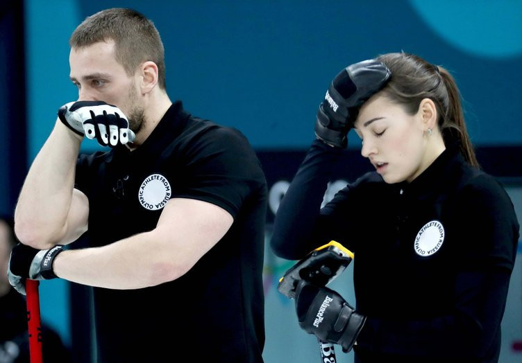 Rus sporcu güzelliği ile büyülüyor - Resim: 3