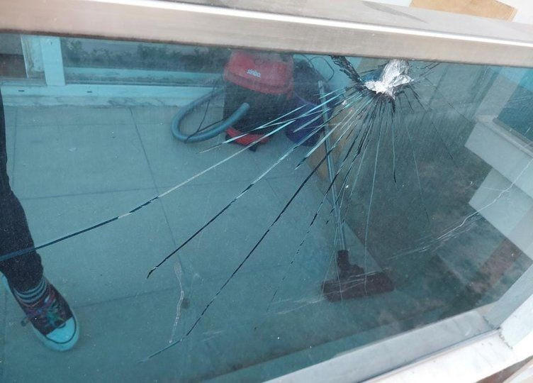 İzmir'de korkunç olay! Saplantılı aşık genç kadına dehşeti yaşattı: Tecavüz edip, 5 yaşındaki çocuğuyla tehdit etti! - Resim: 1