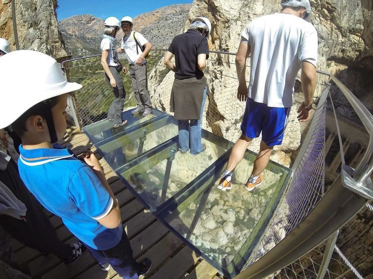 Ölüme meydan okuyorlar akıl alır gibi değil! - Resim: 2