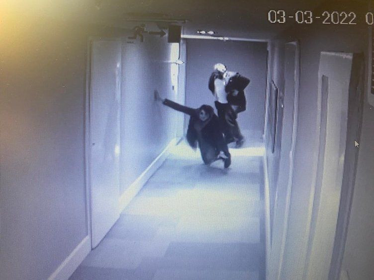 Lüks otelde 7. kattan düşerek ölmüştü! Ebru Cizdam'ın ölümünden önce şoke eden görüntüler - Resim: 3