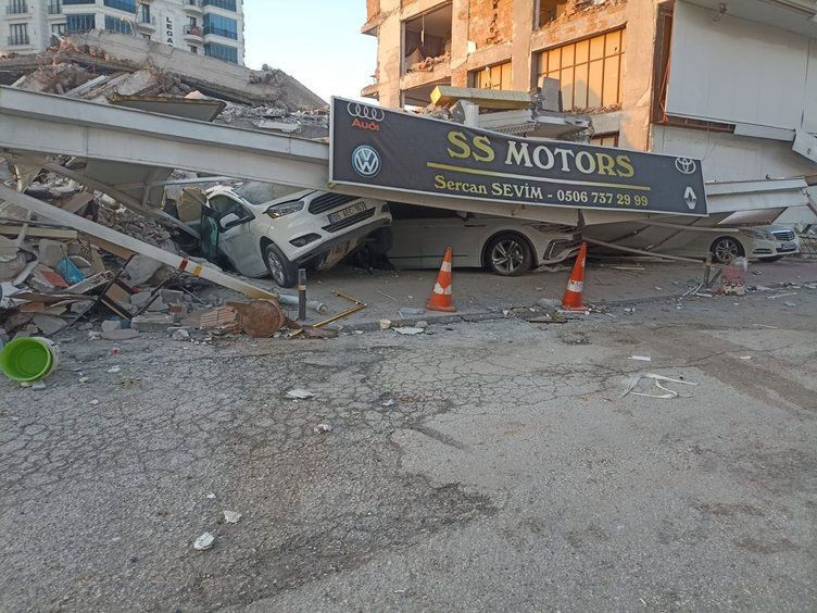 Depremde 2 dairesini 6 lüks arabasını 8 motorsikletini kaybetti '30 milyonluk adamdım' dedi her şeyi anlattı - Resim: 4