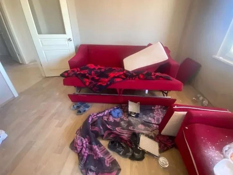 Suikastçı hain Burkay Karatepe, komşuları böyle kandırmış! 3 katlı hücre evi görüntülendi - Resim: 4